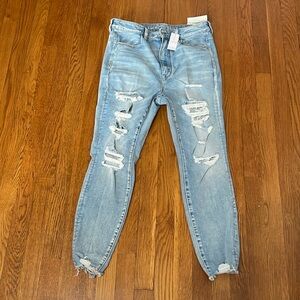 American Eagle Higest Rise Distressed Jeans Size 12 Short NWT